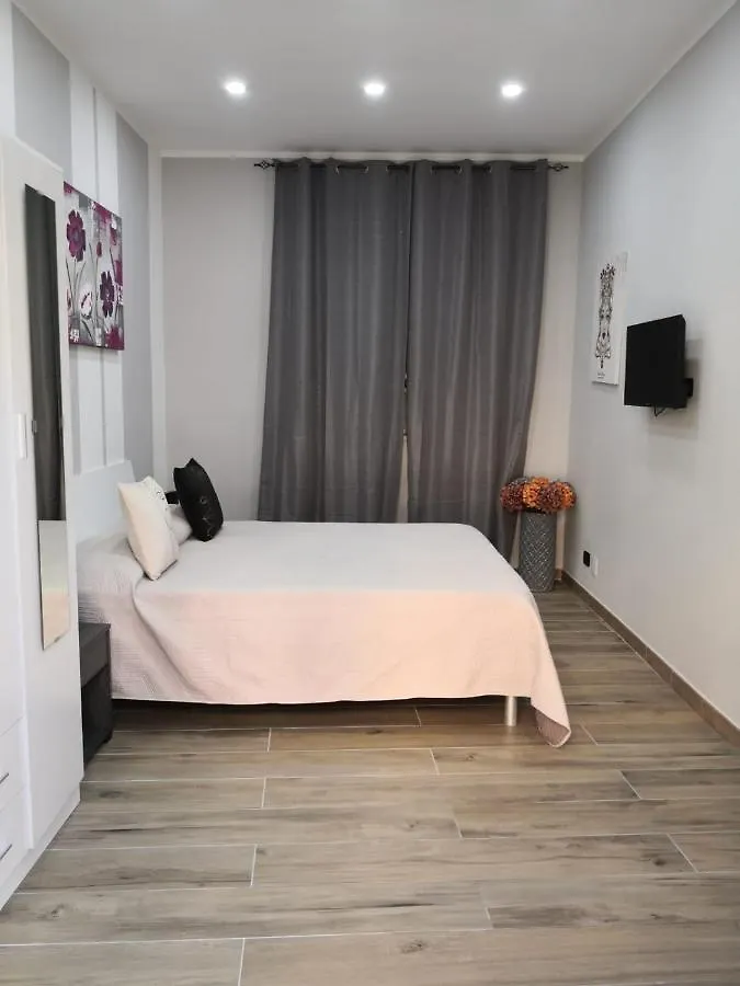 Carlino Room'S Palermo Italy